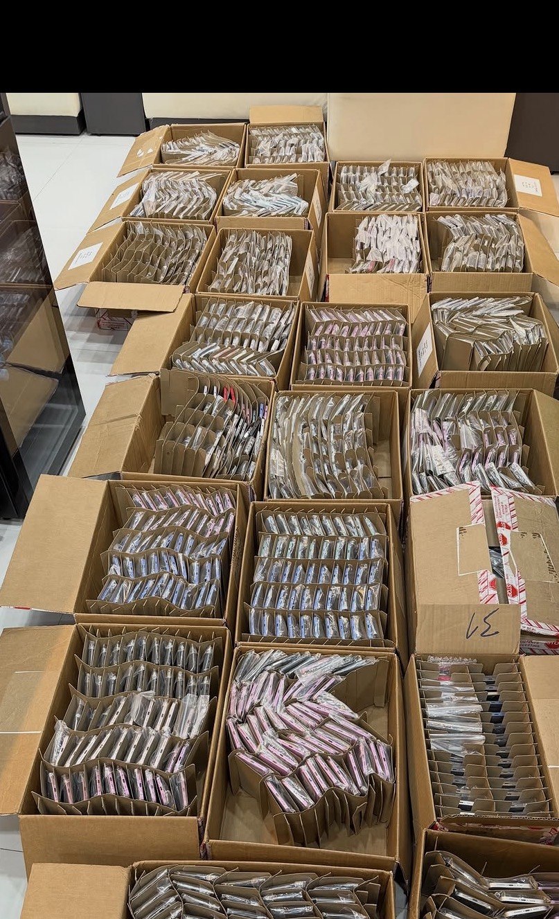 Sapphire Wholesale iPhone inventory